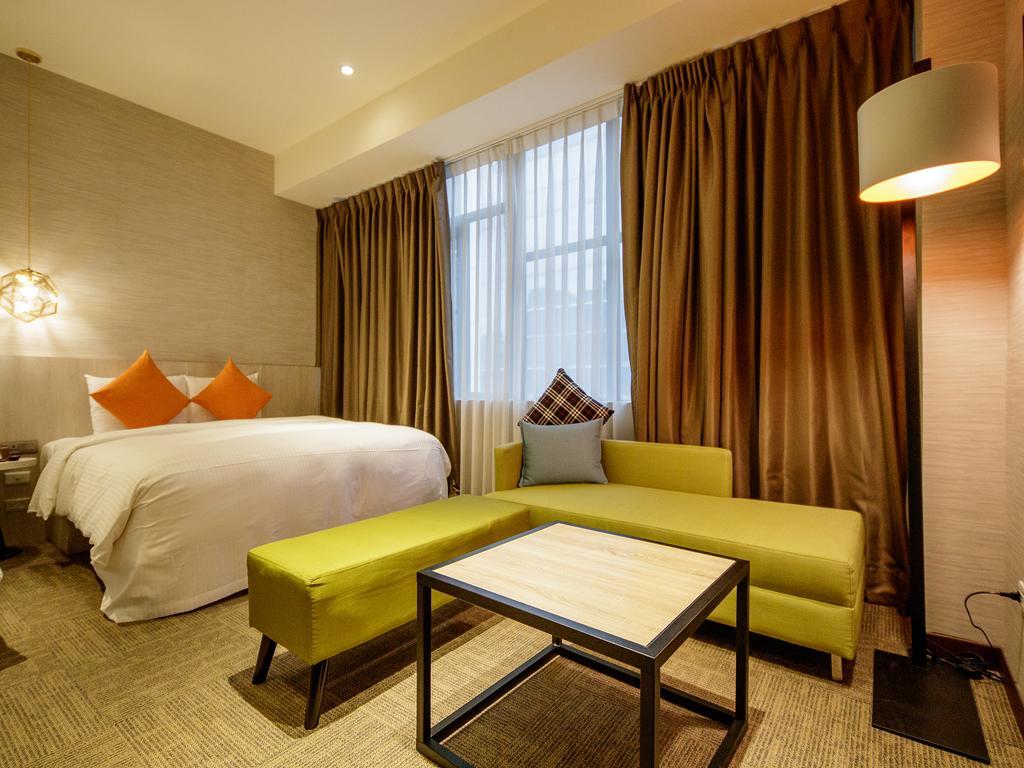 Via Hotel Taipei Station Екстериор снимка