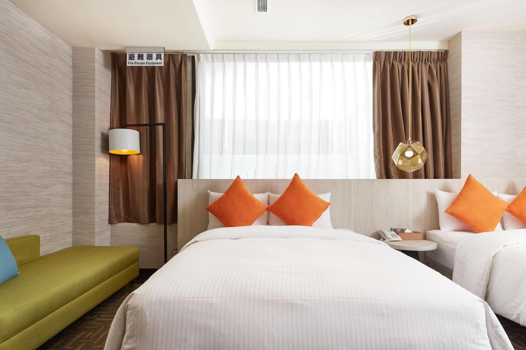 Via Hotel Taipei Station Екстериор снимка