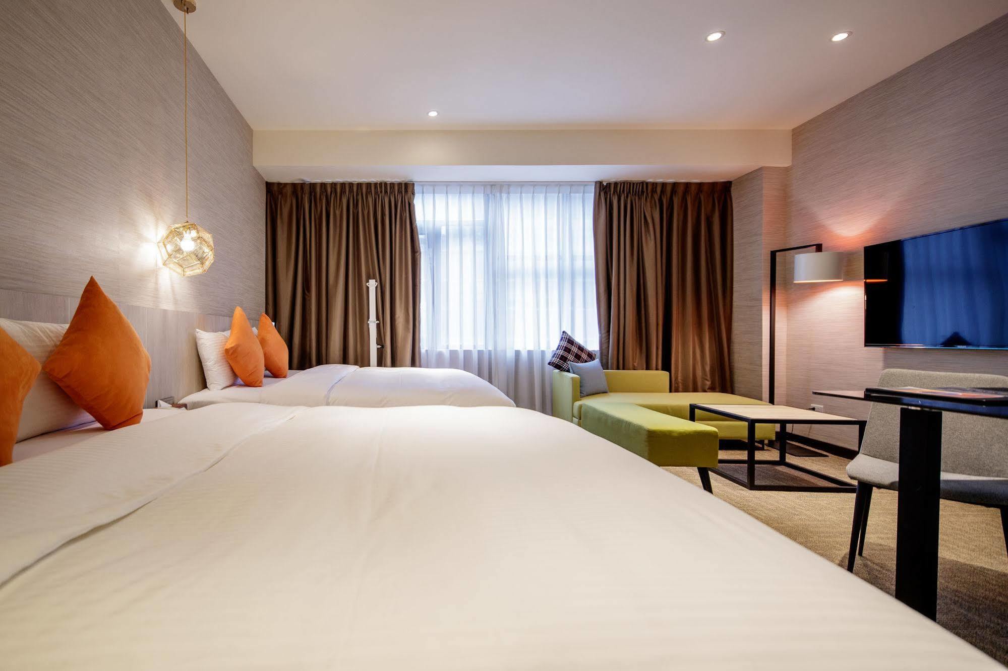 Via Hotel Taipei Station Екстериор снимка